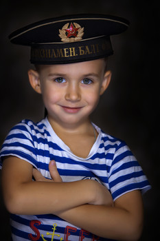 With a smile for life / ***