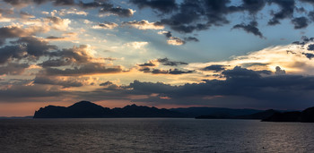 It was getting dark ... / ***