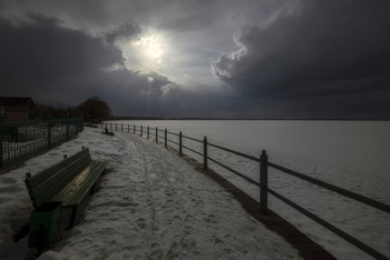 Quay / ***