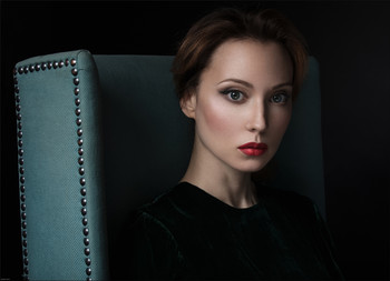  / Ph: Ariadna Belkina
Make up & hair: Irina Nersesyan
Md: Julia Pavlovskaya