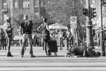 indifference / ***