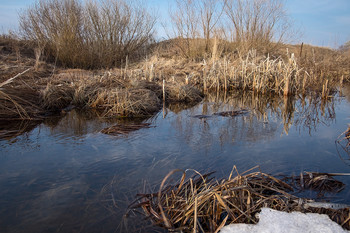 River ... / ***