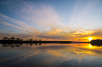 Sunset / ***