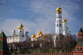 golden domes / ***