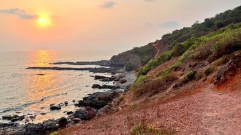 Evening at the sea / ***