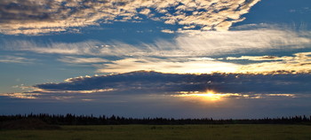 Before sunset. / ***
