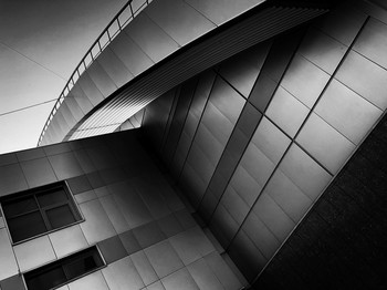 Geometric Waltz / ***