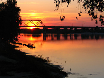 Sunset / ***