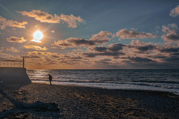 Evening at Sea / ***