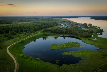 The evening silence / ***