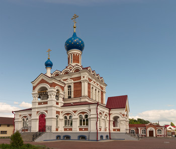 Temple / ***