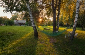 Away from the hustle of the city / ***