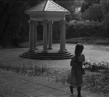 &nbsp; / Moscow 2019 hp5 400
Leica 3f +50/2