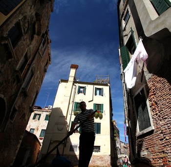 Gondolier / ***