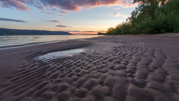 Evening on the Volga / ***