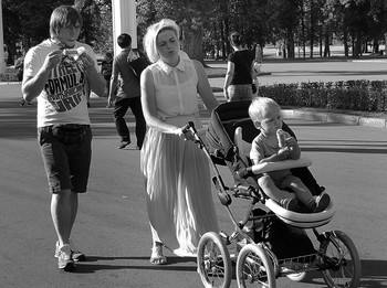 Family. / ***