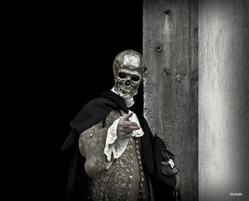 Who's next? / ***
