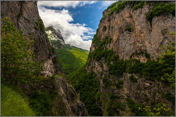 Cherek gorge. / ***