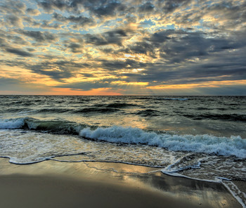 Sunset / ***