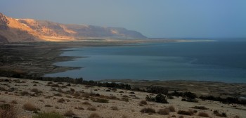 Dead Sea / ***