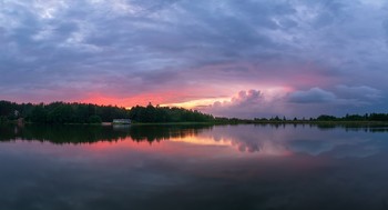 Sunset on the lake / ***