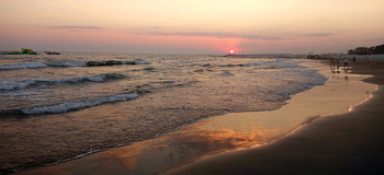 Sunset / ***