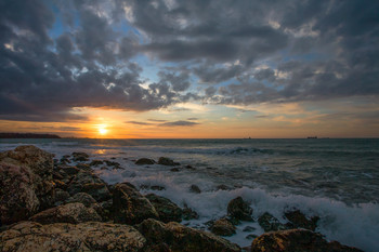 Evening at Sea / ***