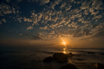Sunset / ***