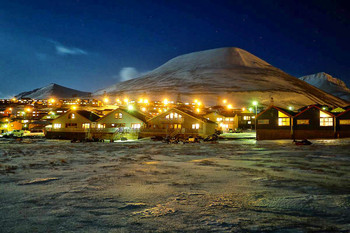 The polar night / ***