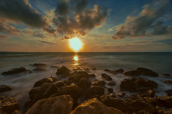 Sunset / ***