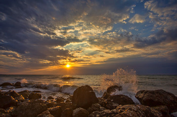 Sunset / ***