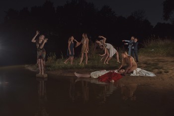 &nbsp; / ***