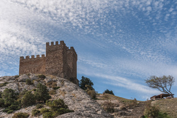 Genoese fortress / [img]https://i.imgur.com/bCgBuhE.jpg[/img]
[img]https://i.imgur.com/qXRSNno.jpg[/img]
[img]https://i.imgur.com/gWOPvEB.jpg[/img]
