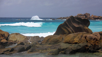 On the island of La Digue / ***