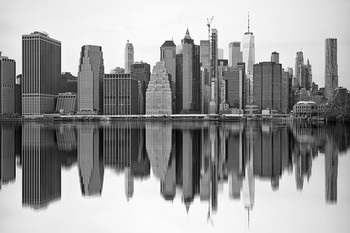 Manhattan / East River reflection