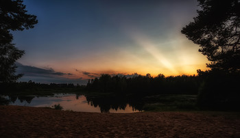 Sunset / ***