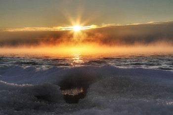 Ice and fire / ***