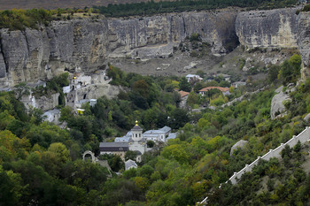 Holy Assumption Monastery / ***