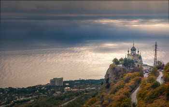 Church of the Resurrection. / ***