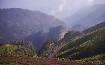 Morning in the mountains / ***