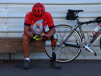 Cyclist / ***