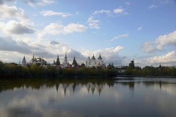 The Kremlin / ***