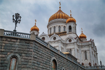 Christ the Savior Cathedral / ***