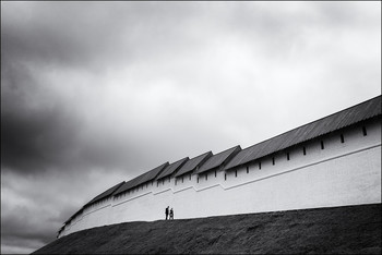 &nbsp; / ***