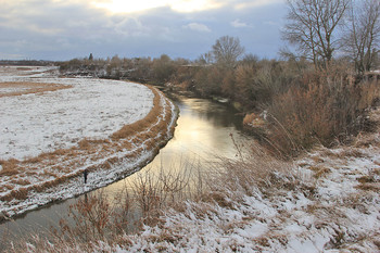 On the steep bank / ***