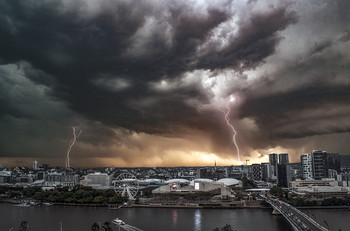 the storm (at Brisbane, Australia) II / Shot from the window of my hotel in Brisbane, Australia. Find me also at https://arnaubolet.wixsite.com/photography - 
https://www.clickasnap.com/ArnauBolet - https://twitter.com/BoletArnau and https://www.instagram.com/arnau_bolet_photography/?hl=es