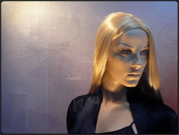 isolde 2 / mannequin, artificial light, fashion shop