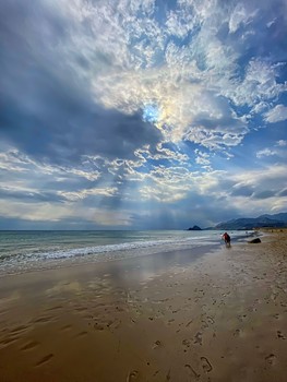 Low tide / ***