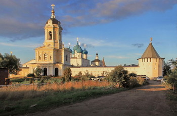 Vysotsky monastyr / ***