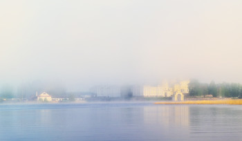 In the misty haze / ***